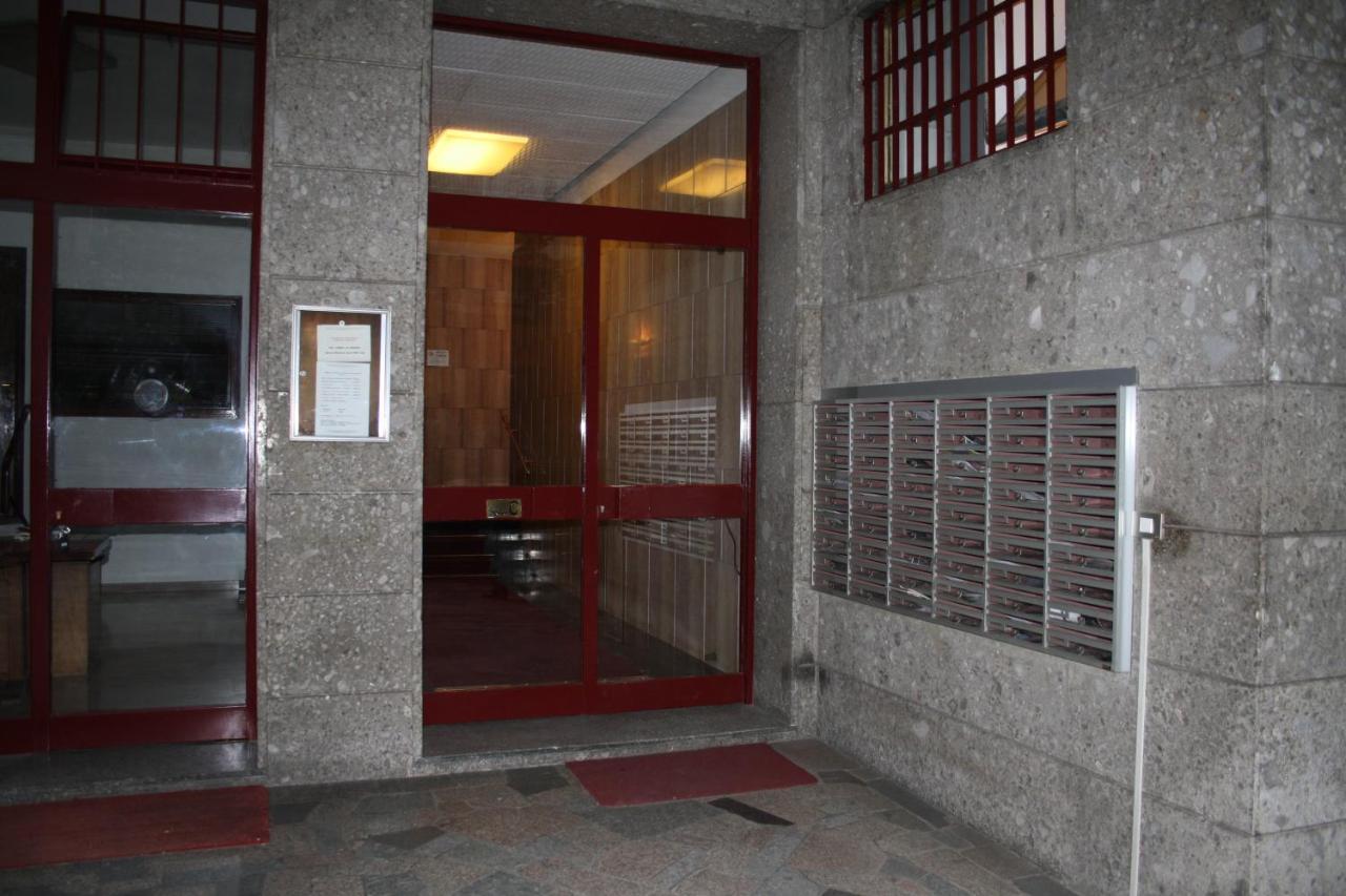 Casa Signorile Anni 70 Milano