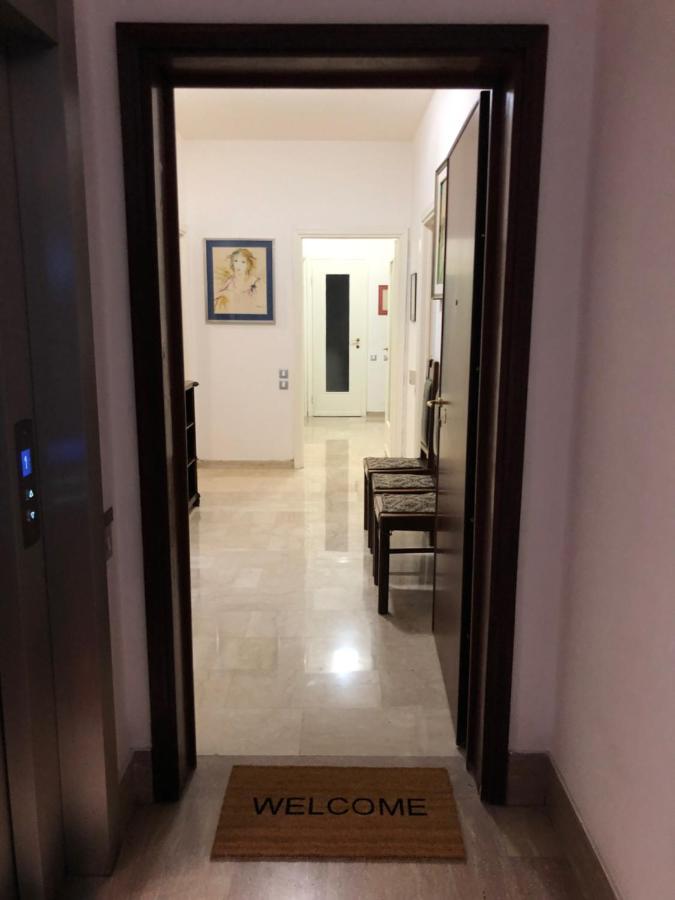 Casa Signorile Anni 70 Milano