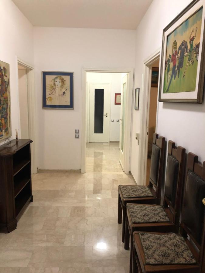 Appartamento Casa Signorile Anni 70 Milano