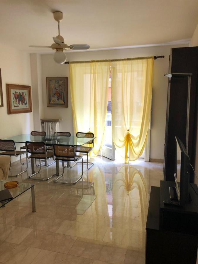 Casa Signorile Anni 70 Appartamento
